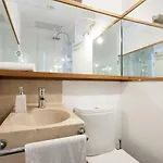 Cozy - Center, Sunny And Pratical Apartment