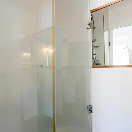 Cozy - Center, Sunny And Pratical *