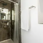 Апартаменты Cozy - Center, Sunny And Pratical Лиссабон
